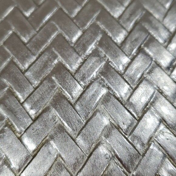 Pewter Charger Dinner Plates Set of Four - Picture 4 of 5